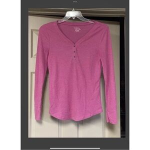 Time and Tru Pink Long Sleeve Women's Top